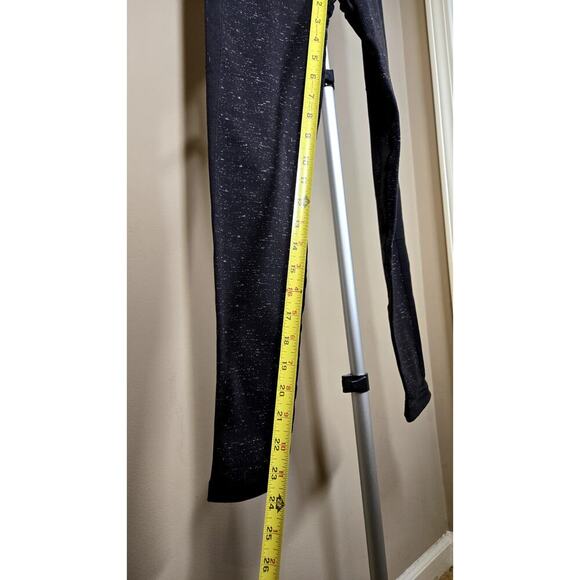 lululemon womens high rise leggings black sz 2/4 - Picture 7 of 7
